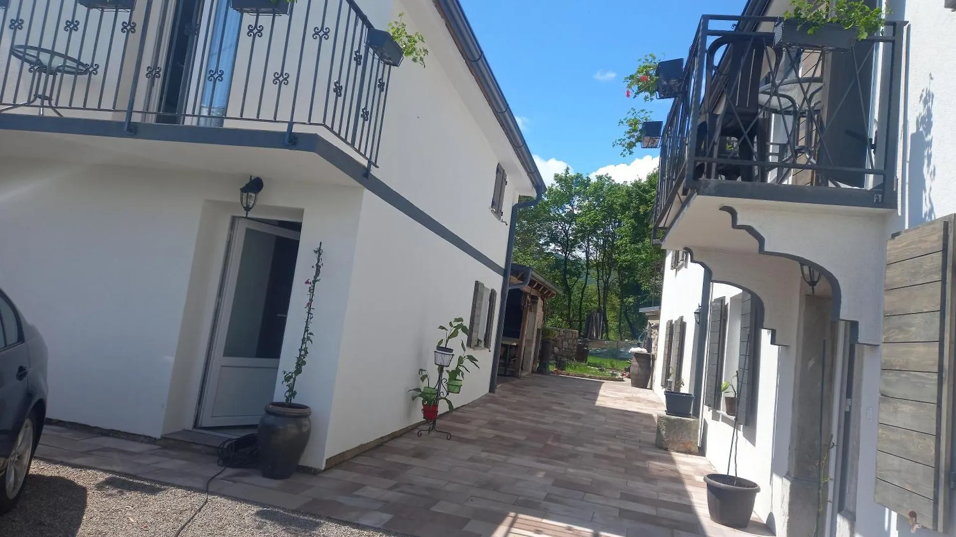 Vakantiehuis Kameni Biser Jurdani
